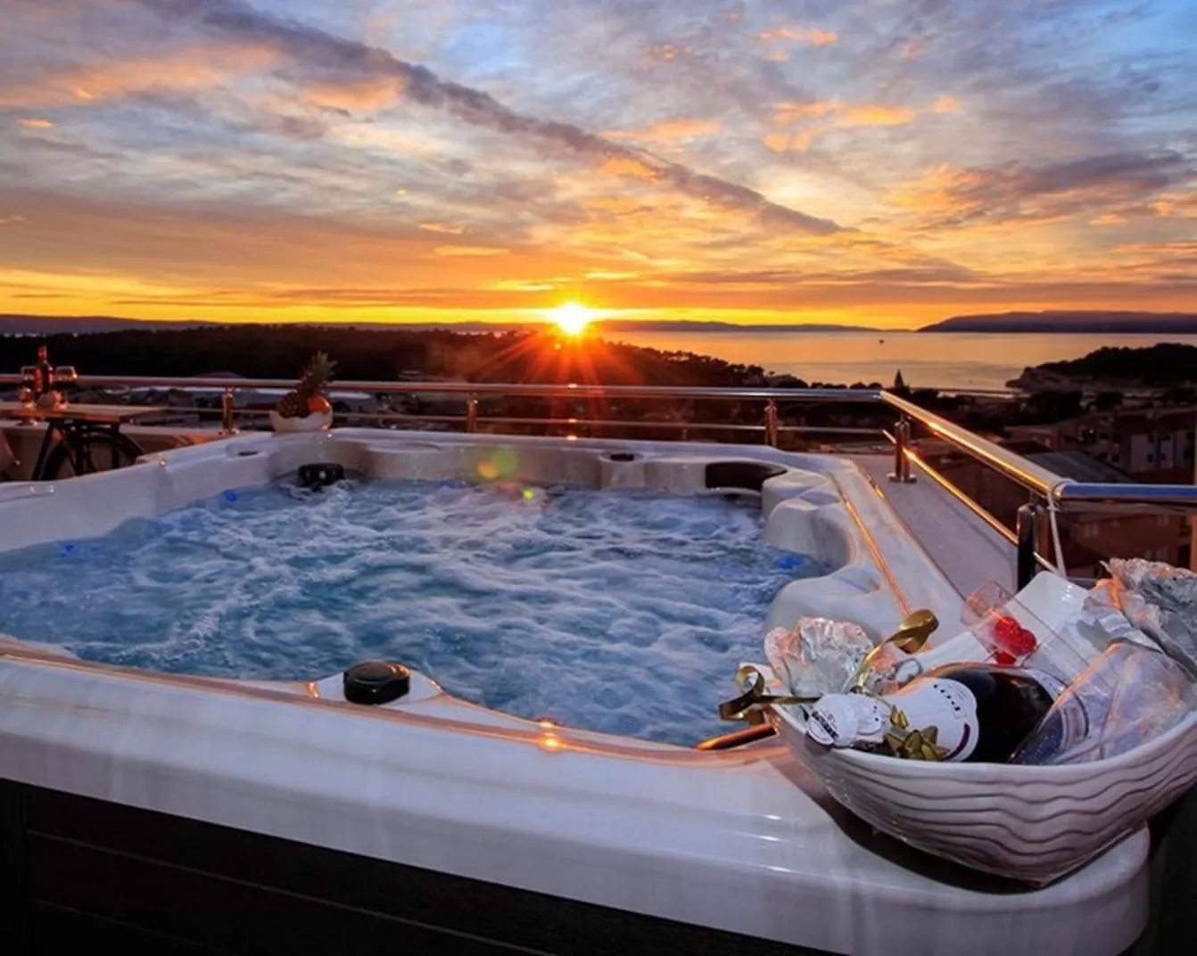 Fux Luxury Rooftop Terrace Jacuzzi & Bbq Zadar