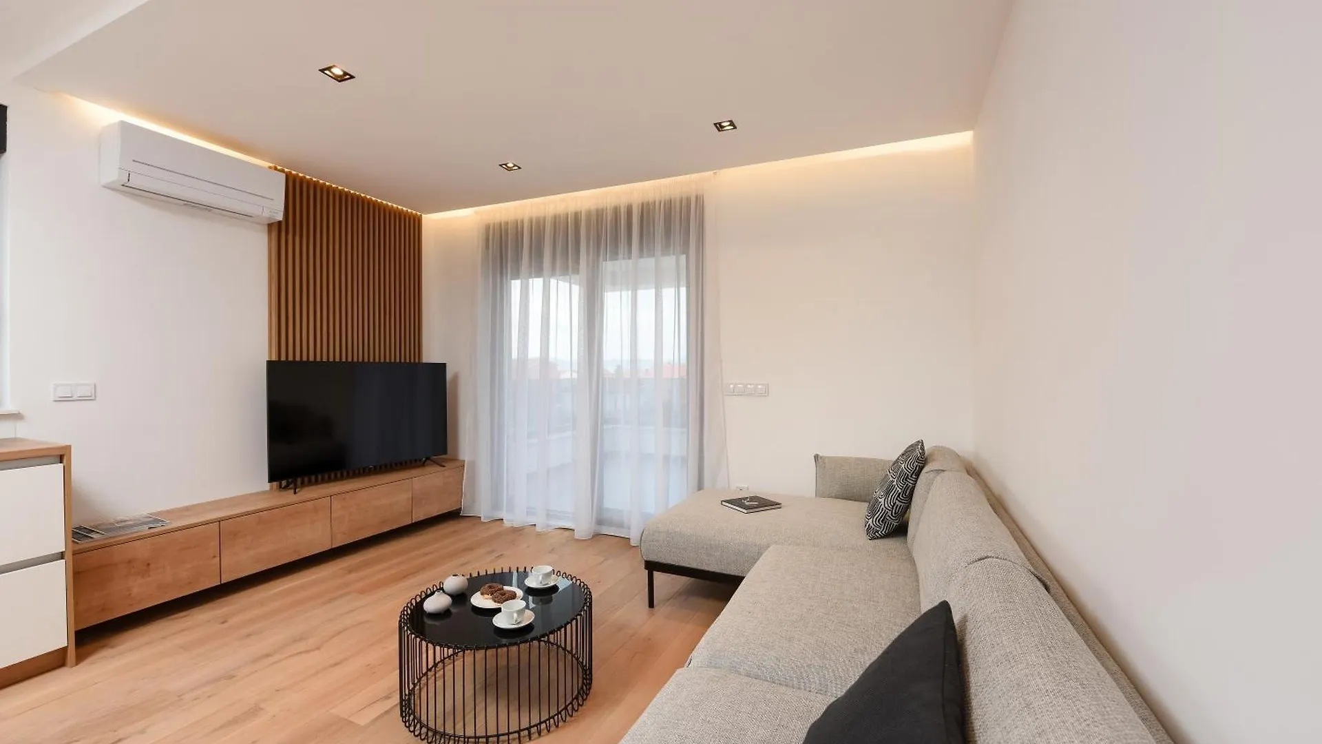 Apartment Fux Luxury Rooftop Terrace Jacuzzi & Bbq Zadar