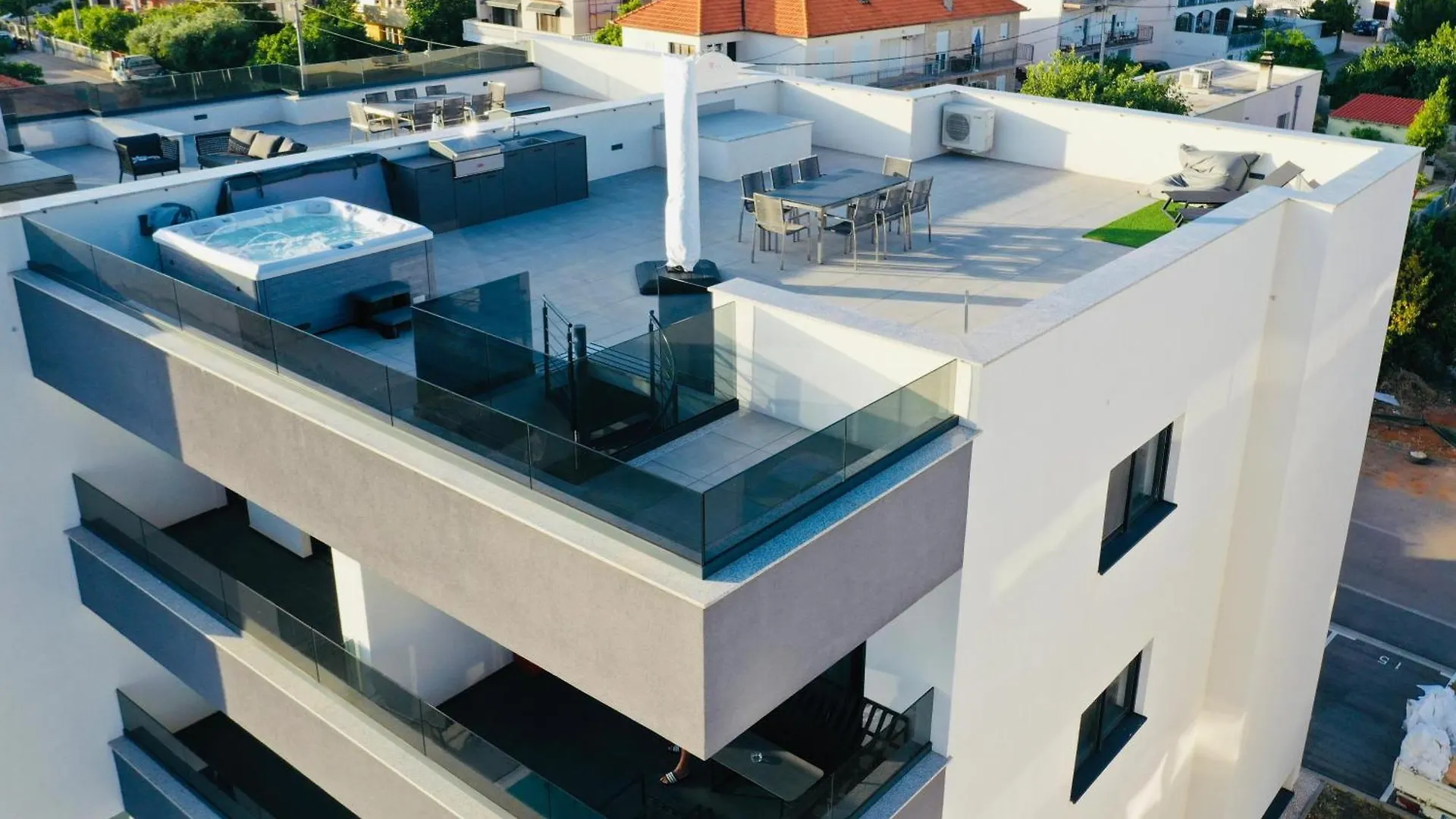 Apartment Fux Luxury Rooftop Terrace Jacuzzi & Bbq Zadar